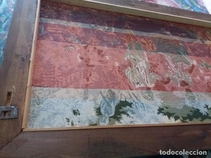 Antig&uuml;edades: TAPIZ ENMARCADO - Foto 3