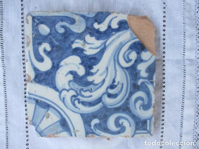Antig&uuml;edades: Azulejo del siglo XVI - Foto 1