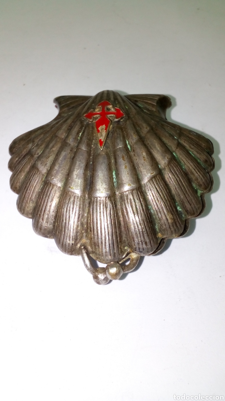 Antig&uuml;edades: Concha metalica de Santiago - Foto 1