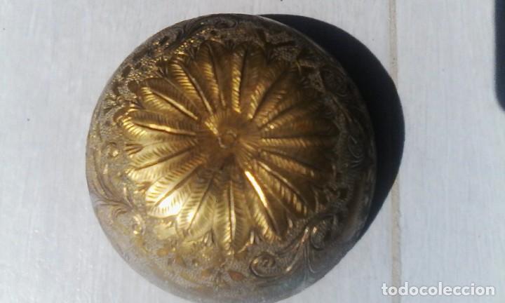 Antig&uuml;edades: cuenco tibetano finamente cincelado - Foto 1