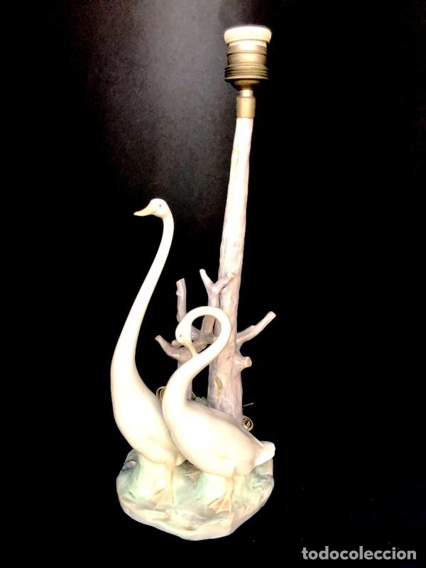 Antig&uuml;edades: REF: PP122A &ldquo;L&Aacute;MPARA DE CISNES&rdquo; LLADR&Oacute; - Foto 1