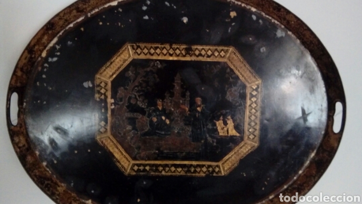 Antig&uuml;edades: Bandeja de metal pintada - Foto 4