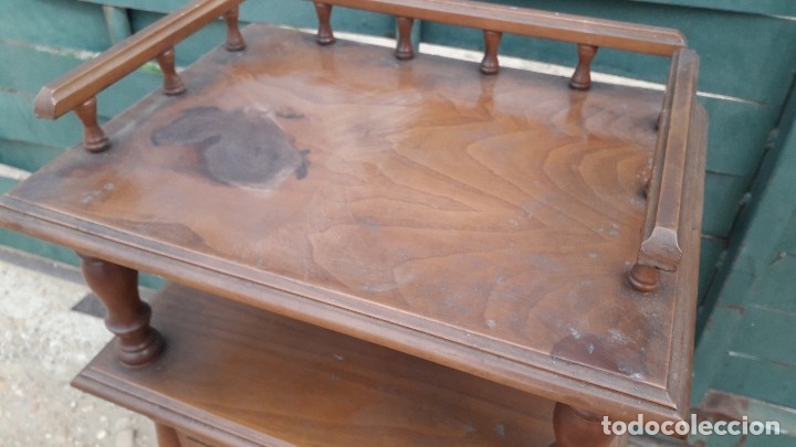 Antig&uuml;edades: Mesita auxiliar de madera maciza - Foto 4