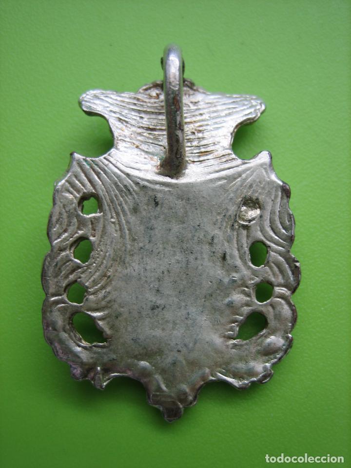 Antig&uuml;edades: Medalla religiosa - Foto 3