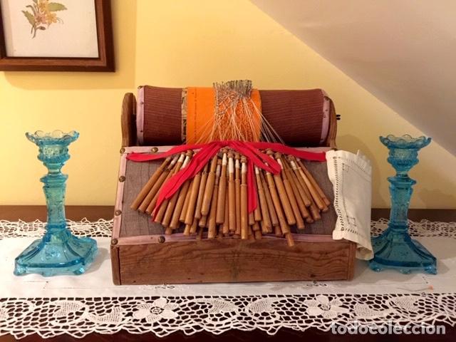 Oggetti Antichi: Bolillero antiguo