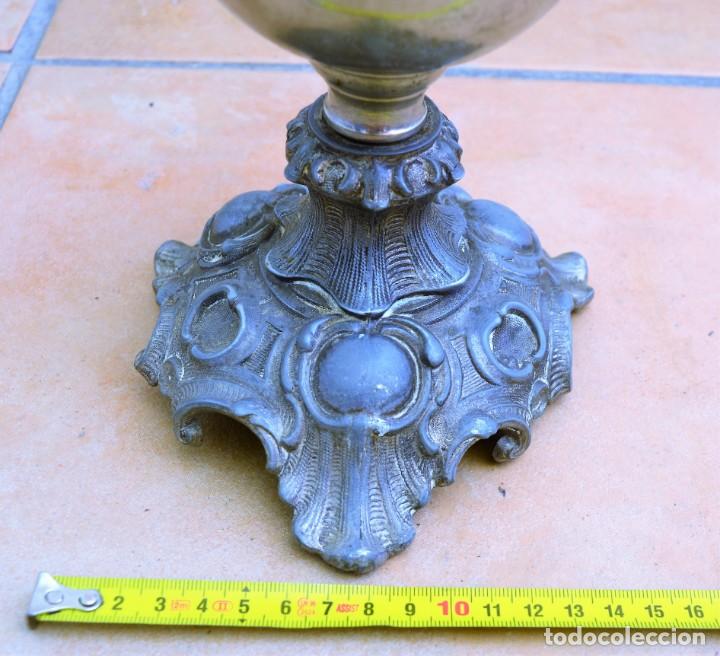 Antig&uuml;edades: Antiguo Quinqu&eacute; Bronce - Lat&oacute;n - Base labrada - Foto 4