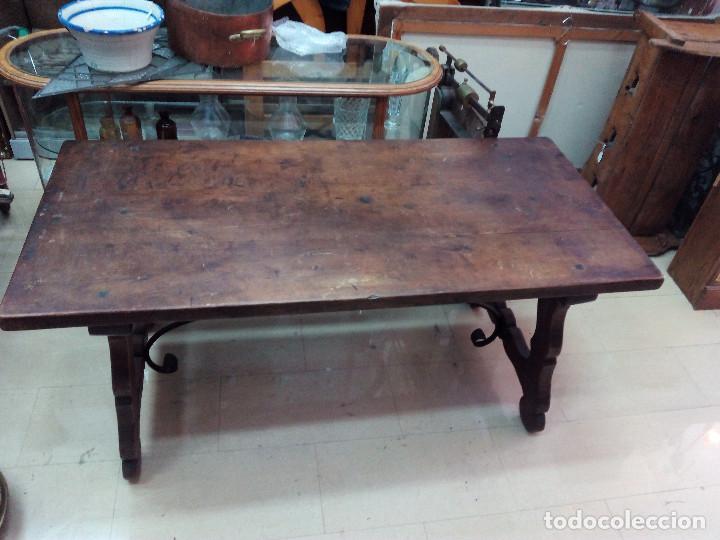 Antig&uuml;edades: MESA DE NOGAL, PPs SXX - Foto 4