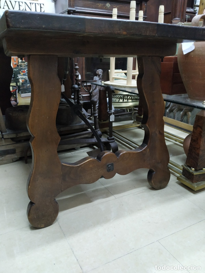 Antig&uuml;edades: MESA DE NOGAL, PPs SXX - Foto 7