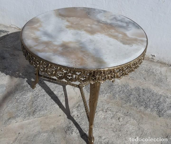 Antig&uuml;edades: Mesa de bronce y marmol - Foto 3