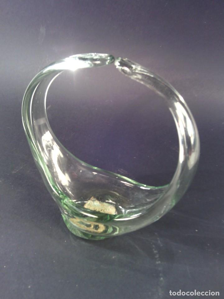 Antig&uuml;edades: CANDELERO EN CRISTAL DOBLADO TRASL&Uacute;CIDO DE MURANO. A&Ntilde;OS 50.