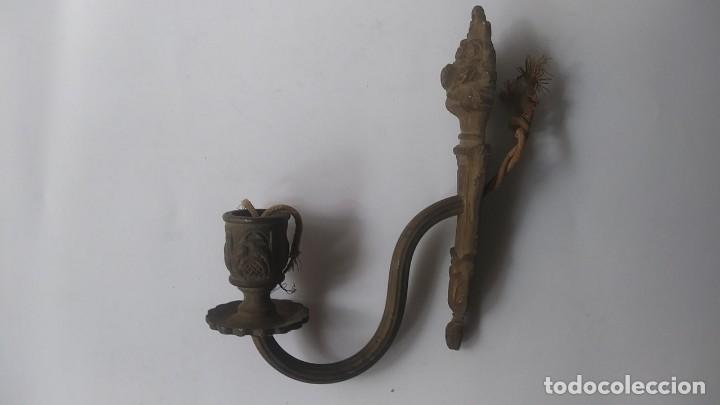 Antig&uuml;edades: Aplique candelabro de laton o bronce - Foto 11