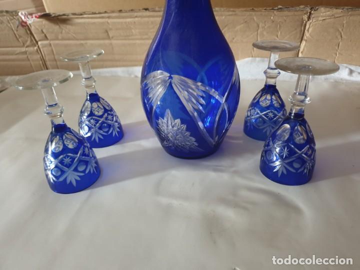 Antig&uuml;edades: Juego 4 copas y botella licorera - Foto 5