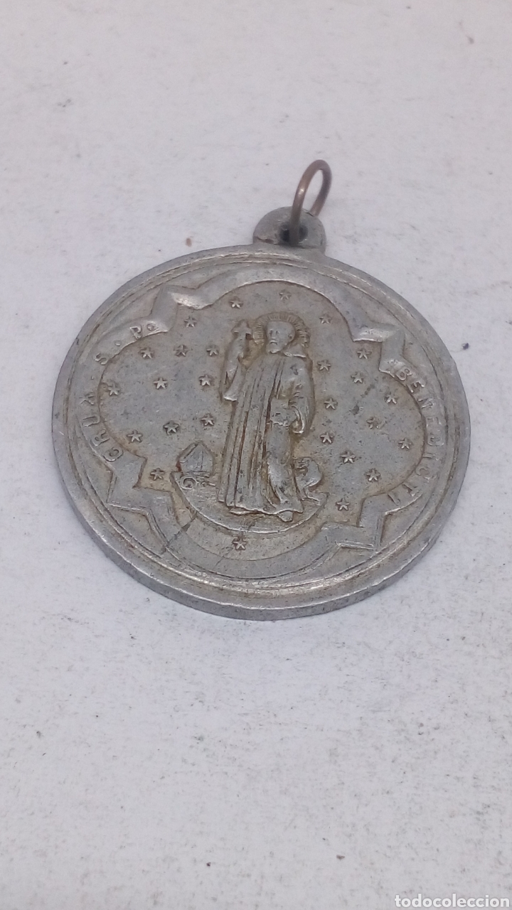 Antig&uuml;edades: Medalla religiosa - Foto 1