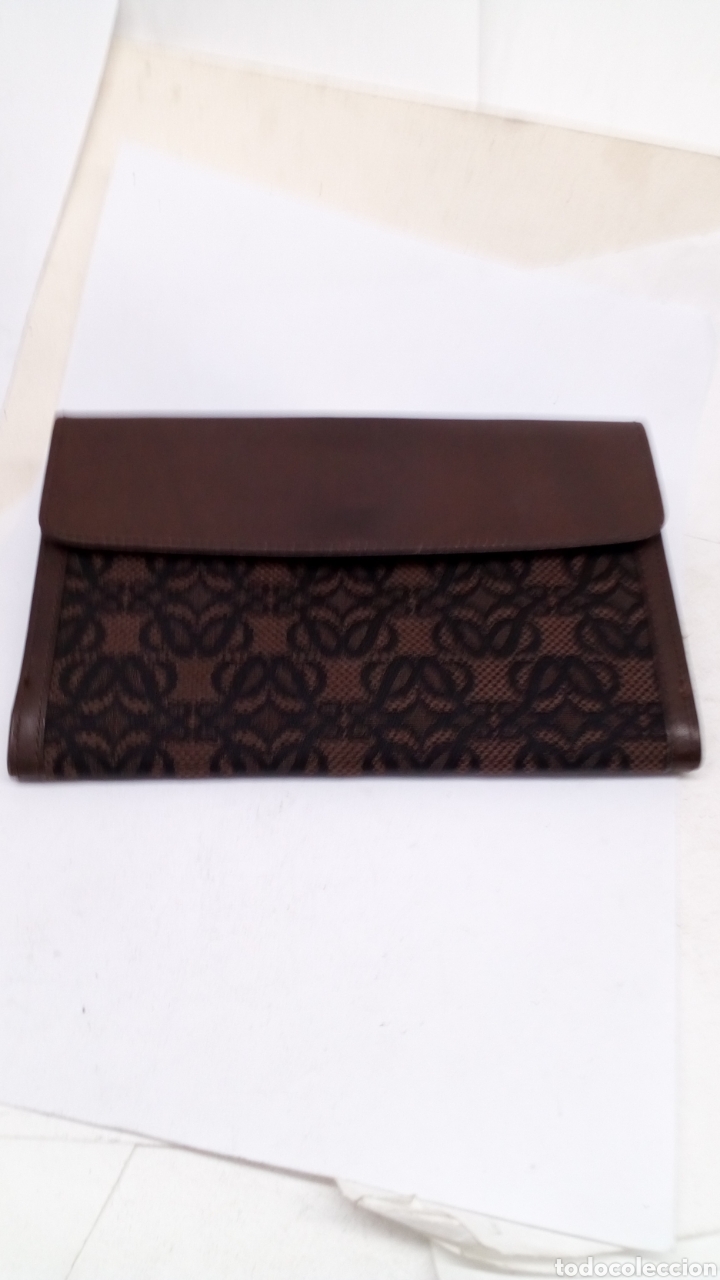 Antig&uuml;edades: Cartera Loewe piel en interior - Foto 3
