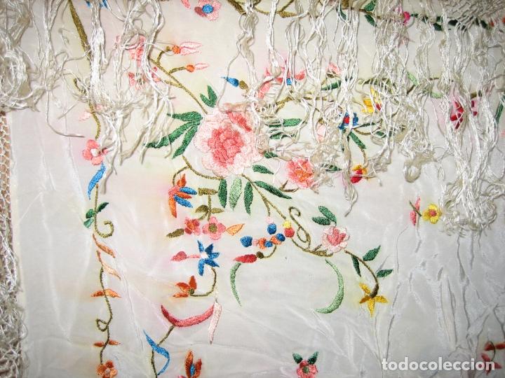 Antig&uuml;edades: Antiguo mant&oacute;n bordado a mano - Foto 7