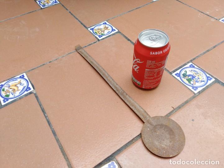 Antig&uuml;edades: cuchara o badileta 35cm - Foto 2