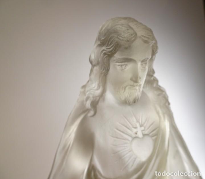 Antig&uuml;edades: Benditera antigua Sagrado Coraz&oacute;n de Jes&uacute;s - Foto 2