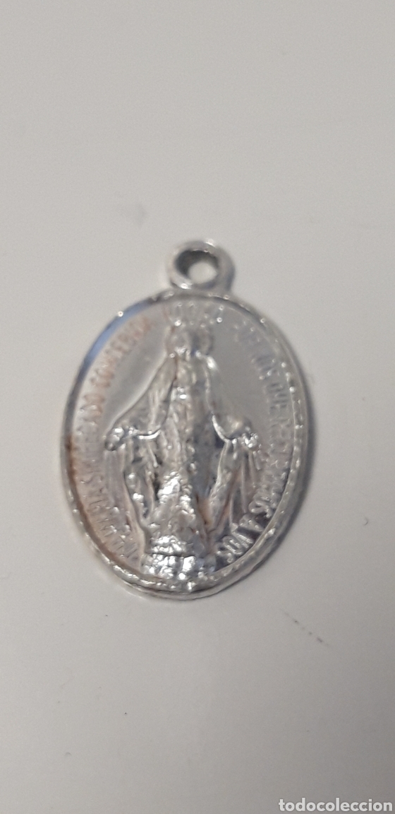 Antig&uuml;edades: Medalla de aluminio Virgen Maria - Foto 1