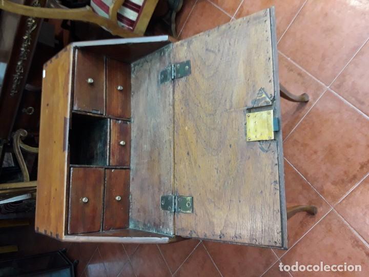 Antig&uuml;edades: Peque&ntilde;o escritorio - Foto 3