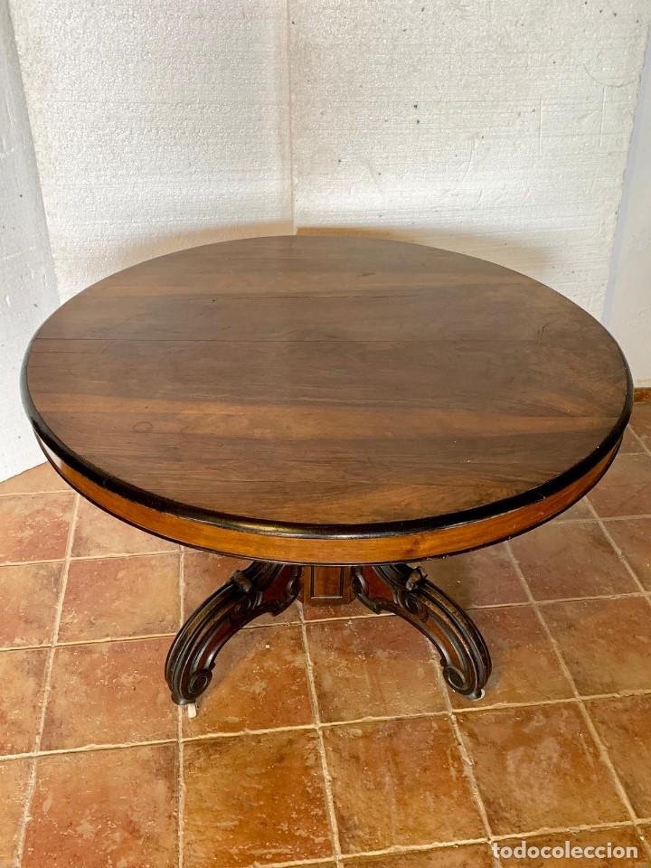 Antig&uuml;edades: MESA DE COMEDOR REDONDA DE NOGAL - Foto 6