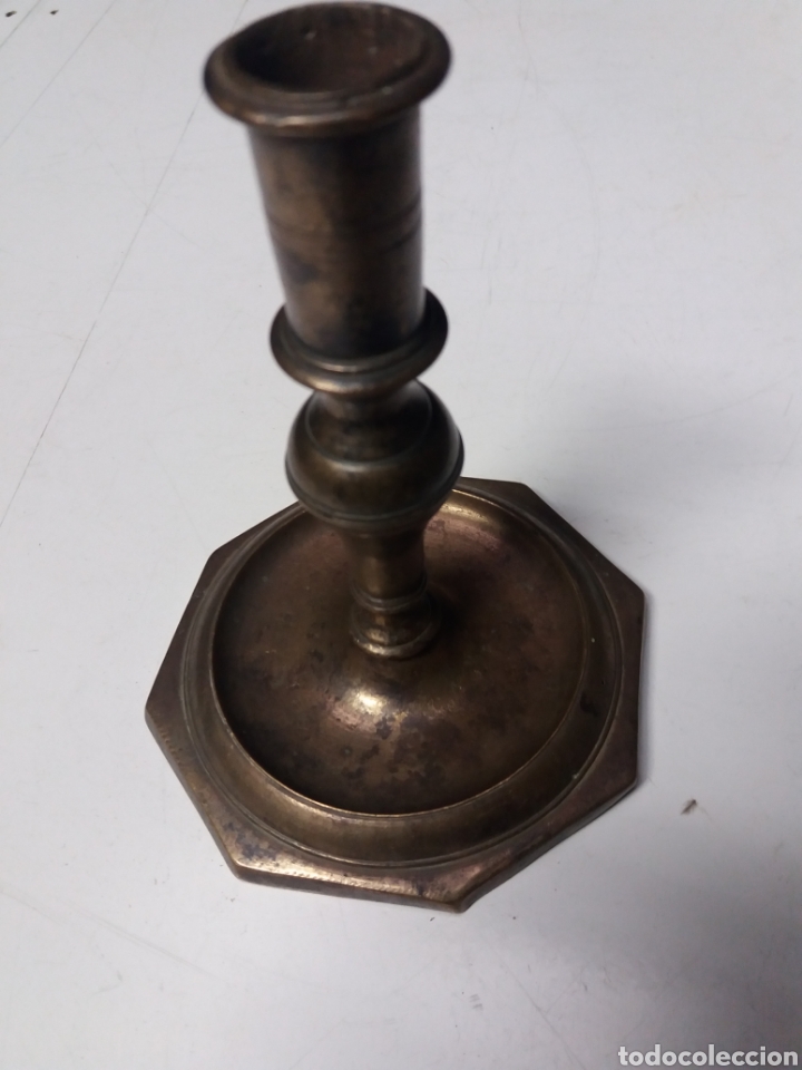 Antig&uuml;edades: Candelabro antiguo de bronce - Foto 6