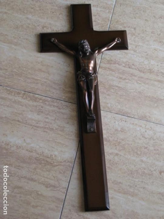 Antig&uuml;edades: Crucifijo para pared. 60cm. - Foto 6