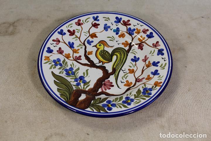 Antig&uuml;edades: plato con pajaro en ceramica - Foto 3