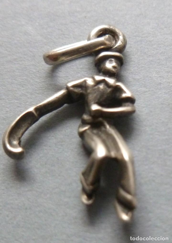 Antig&uuml;edades: CADENA Y COLGANTE (CESTAPUNTA) VASCO DE PLATA - Foto 1