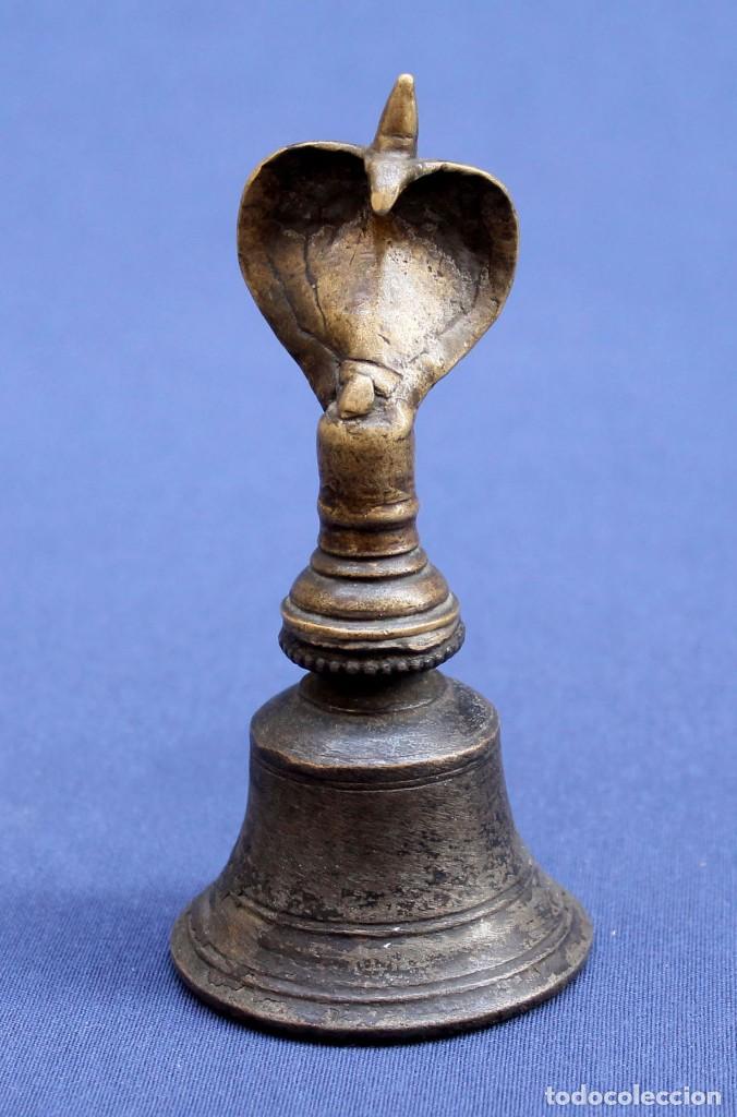 Antig&uuml;edades: Antigua campana India - Foto 2