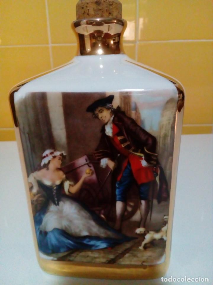 Antig&uuml;edades: BOTELLA FRANCESA DE PORCELANA - Foto 2
