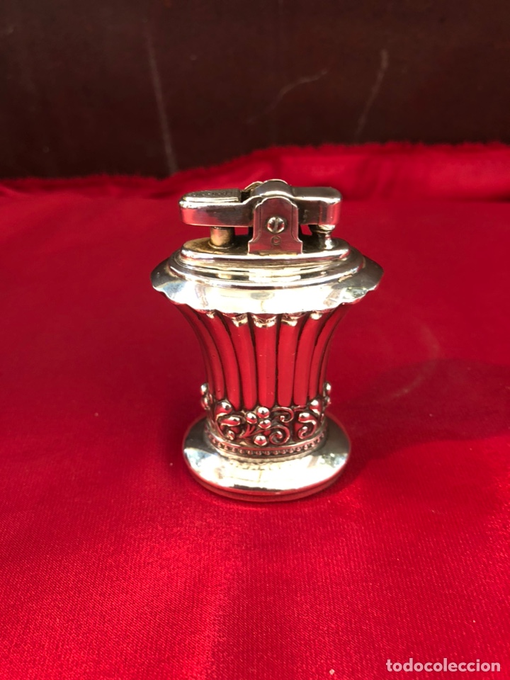 Antig&uuml;edades: Encendedor Ronson plata - Foto 1
