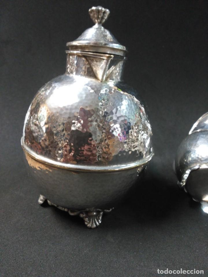 Antig&uuml;edades: TETERA Y LECHERA EN METAL PLATEADO - Foto 10