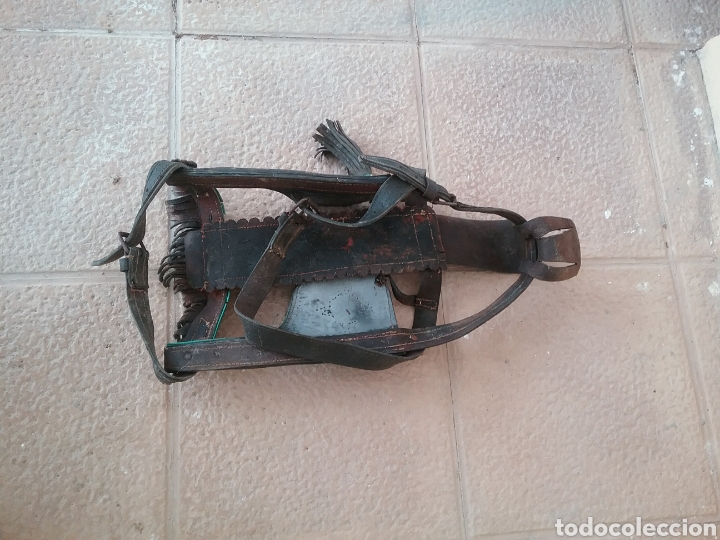 Antig&uuml;edades: Cabezal de caballeria, Quitap&oacute;n. - Foto 3