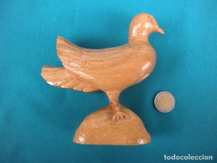 Antig&uuml;edades: PALOMA EN MADERA TALLADA - Foto 1