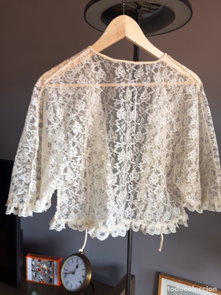 Antig&uuml;edades: Chaquetita encaje - Foto 2