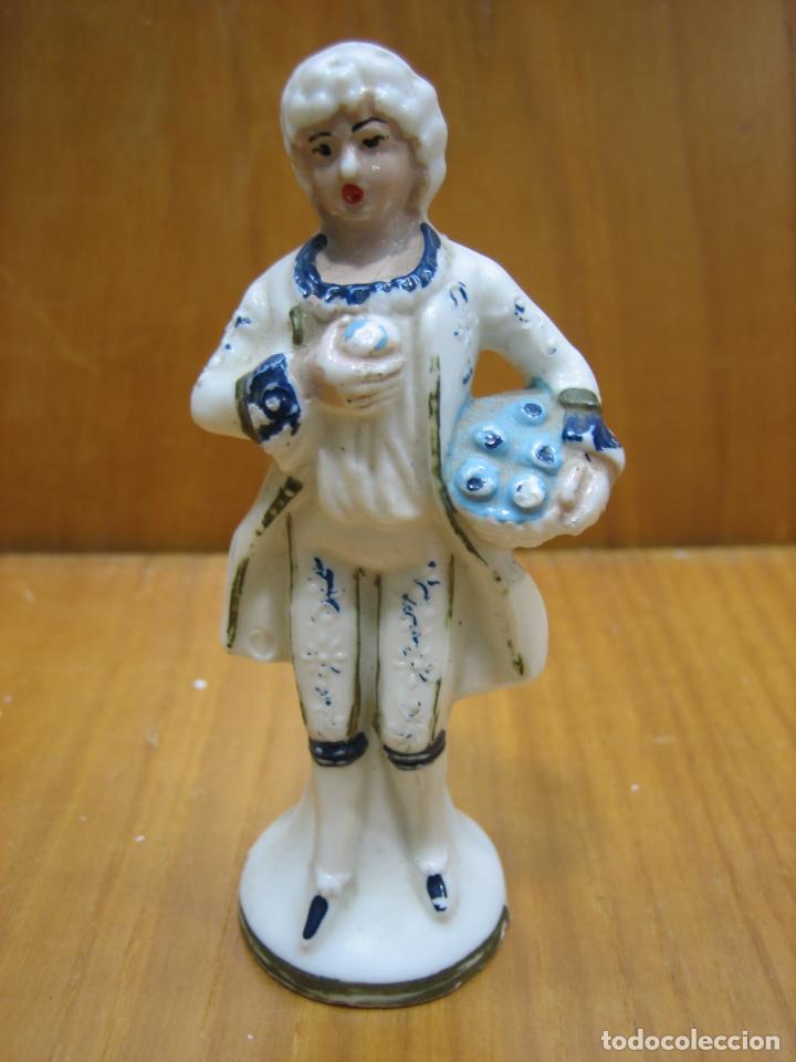 Antig&uuml;edades: Figura de plastico duro - Foto 1