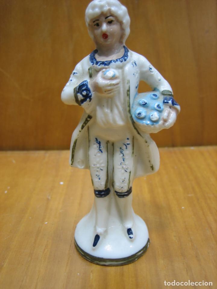 Antig&uuml;edades: Figura de plastico duro - Foto 2