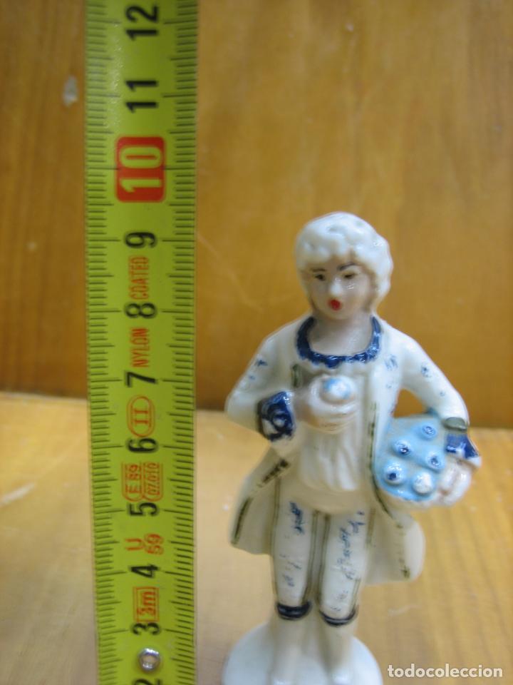 Antig&uuml;edades: Figura de plastico duro - Foto 5