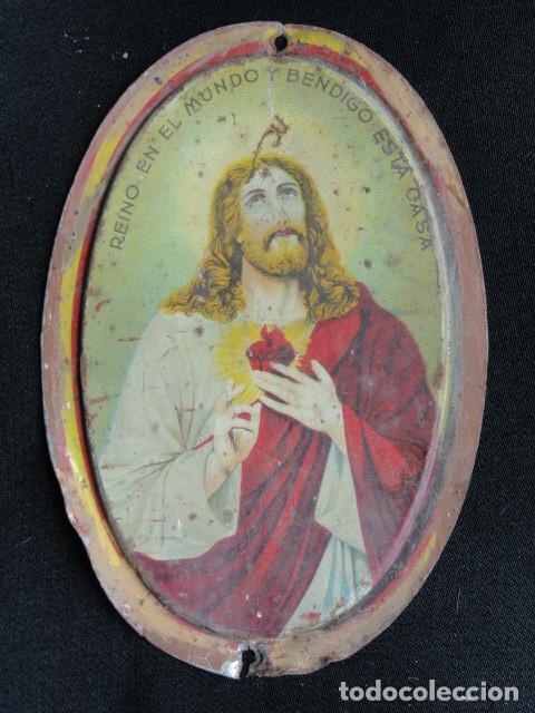 Antig&uuml;edades: ANTIGUA CHAPA SAGRADO CORAZ&Oacute;N. - Foto 1