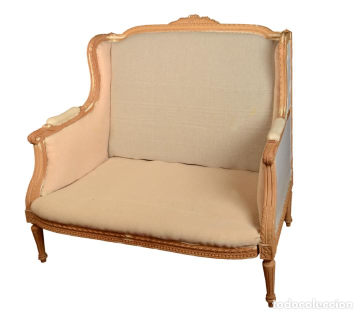 Antig&uuml;edades: SOFA DOBLE EN MADERA TALLADA ESTILO LOUIS XVI - Foto 1