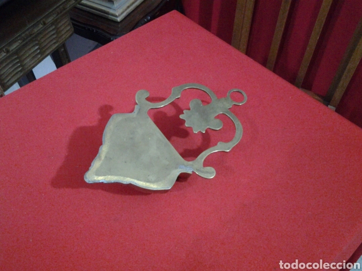 Antig&uuml;edades: Benditera de bronce antigua - Foto 5