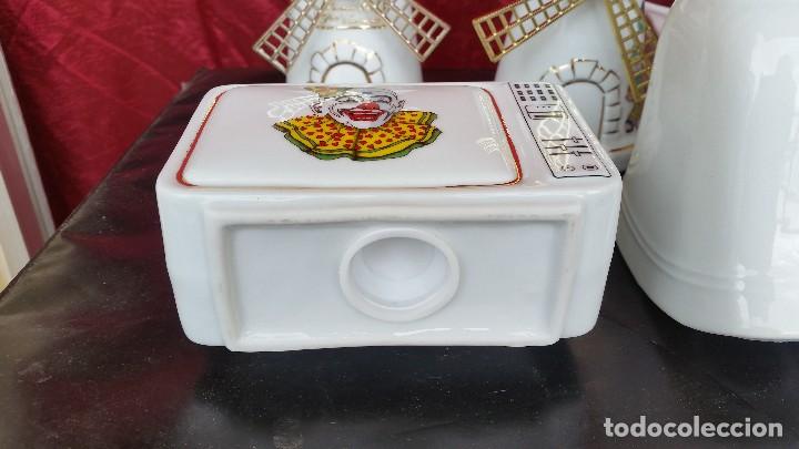 Antig&uuml;edades: Hucha de porcelana, colecci&oacute;n. - Foto 19