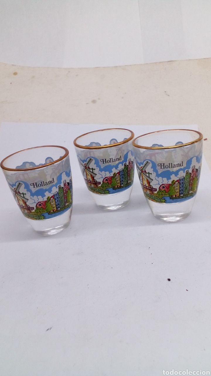 Antig&uuml;edades: 3 vasos de chupito Holland - Foto 2