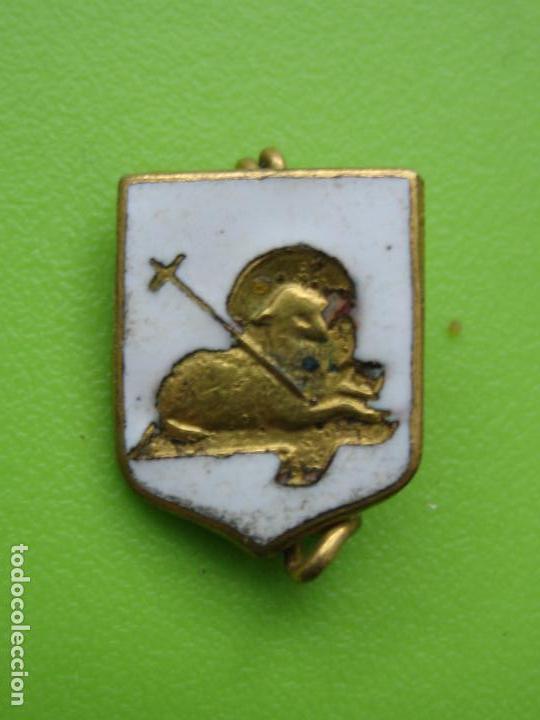 Antig&uuml;edades: Antiguo alfiler religioso - Foto 1