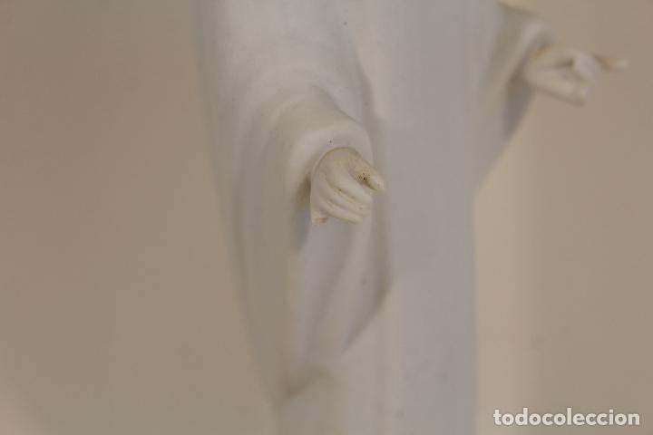 Antig&uuml;edades: figura de monja en porcelana - Foto 6