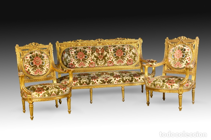 Antig&uuml;edades: SOFA Y 2 SILLONES EN MADERA DORADA - Foto 1