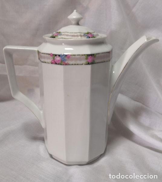 Antig&uuml;edades: CAFETERA - TETERA DE PORCELANA CON MARCAS EN LA BASE NUMERADA - Foto 1