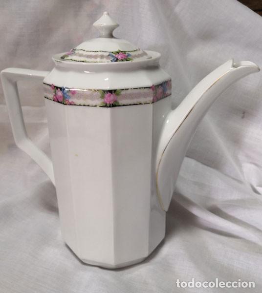 Antig&uuml;edades: CAFETERA - TETERA DE PORCELANA CON MARCAS EN LA BASE NUMERADA - Foto 3