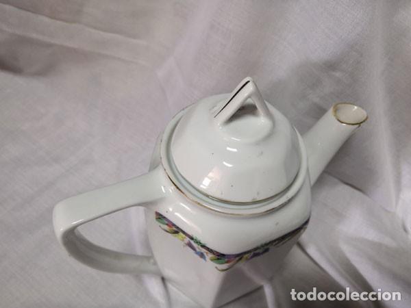Antig&uuml;edades: CAFETERA - TETERA DE PORCELANA CON MARCAS EN LA BASE NUMERADA - Foto 6