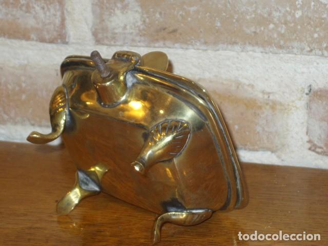 Antig&uuml;edades: JABONERA MODERNISTA DE BRONCE. - Foto 8